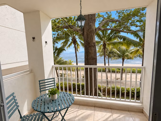 Apartamento amueblado con vista al mar en Playa Dorada, Vacamonte - Imagen 4