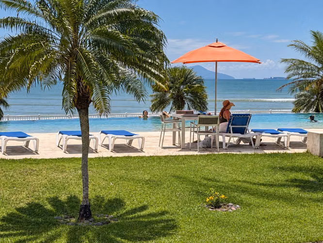 Apartamento amueblado con vista al mar en Playa Dorada, Vacamonte - Imagen 18