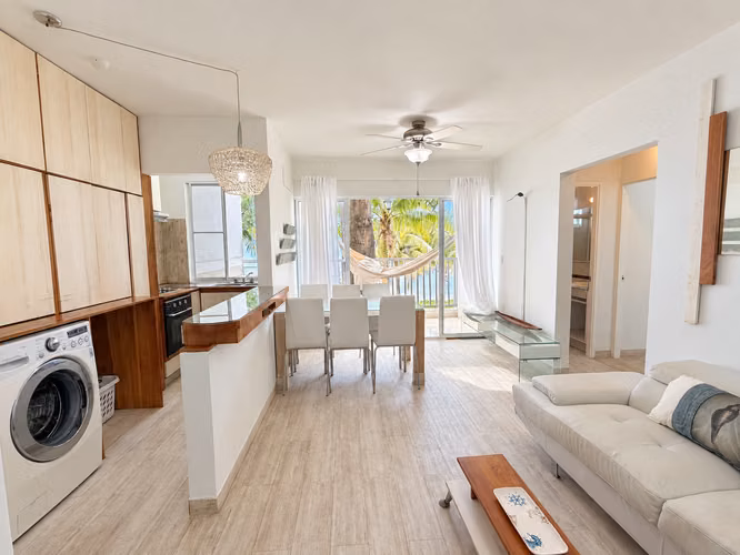Apartamento amueblado con vista al mar en Playa Dorada, Vacamonte - Imagen 2