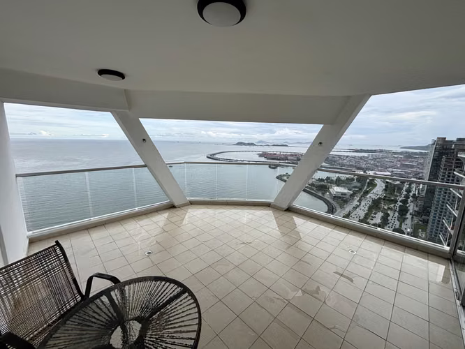 SE ALQUILA RIVAGE AMOBLADO $1,800