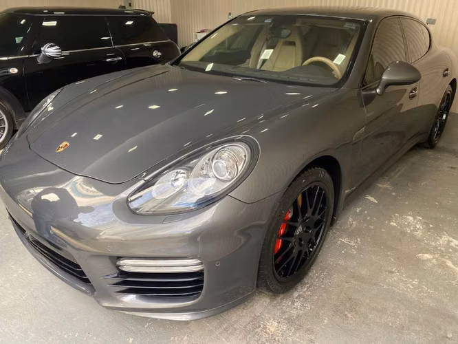 Porsche Panamera Turbo