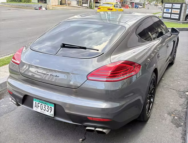 Porsche Panamera Turbo