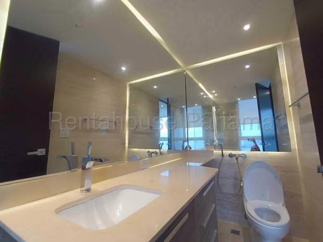 Se Alquila Apartamento en Costa del Este MDV27-2225