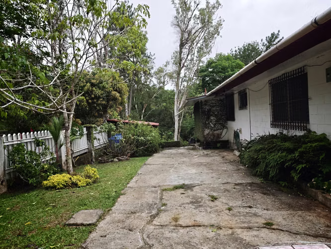 Se Vende  Espectacular Residencia en Las Nubes de Cerro Azul - Imagen 8