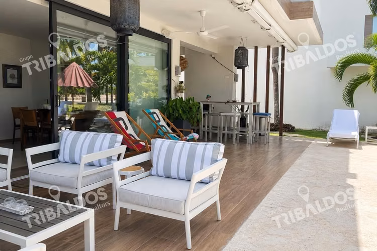 Apartamento tipo casa de Playa con piscina en Punta Caelo, San Carlos