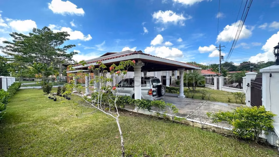 Alquiler de Casa Semi-amoblada en Clayton EC - Imagen 19