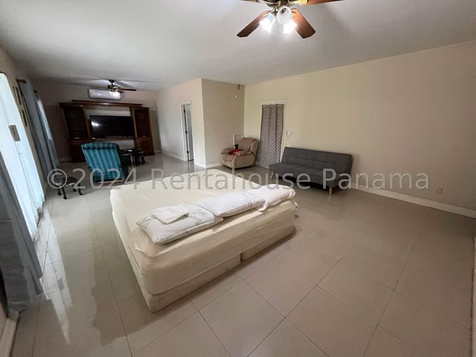 Venta de Casa en Las Cumbres Solo Cliente Directo MC