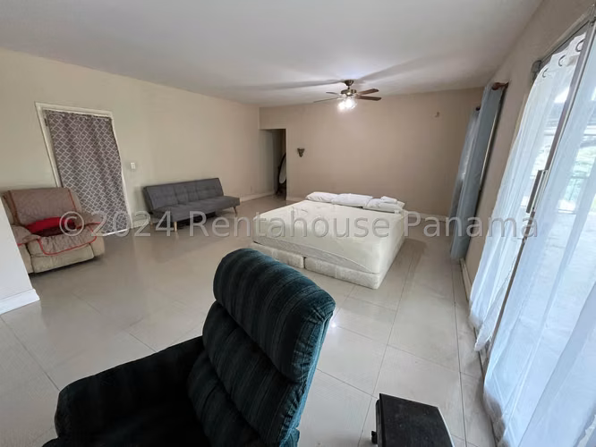 Venta de Casa en Las Cumbres Solo Cliente Directo MC