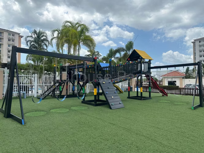 Venta de Apartamento en Ph Torres de Versalles 100 Mts PD