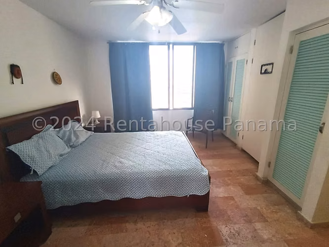 Venta de Apartamento en Paitilla Ph Posada del Rey SN