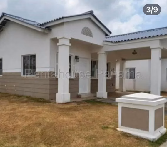 Vendo Casa de 270.92m2 en Vista Alegre Playa Dorada 26-4649SRZ