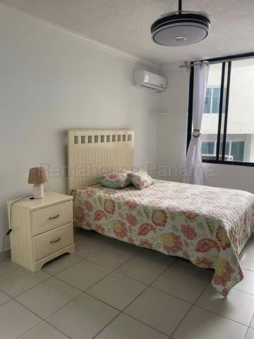 Apartamento en Alquiler en Punta Paitilla JG