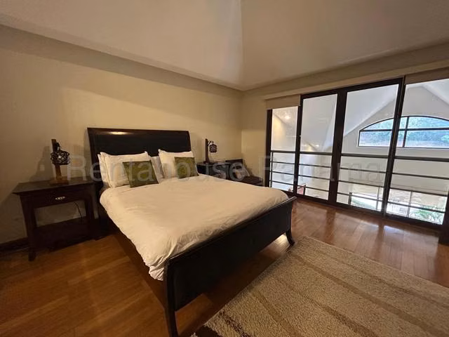 Apartamento en Alquiler en Embassy Club Clayton CIG272214