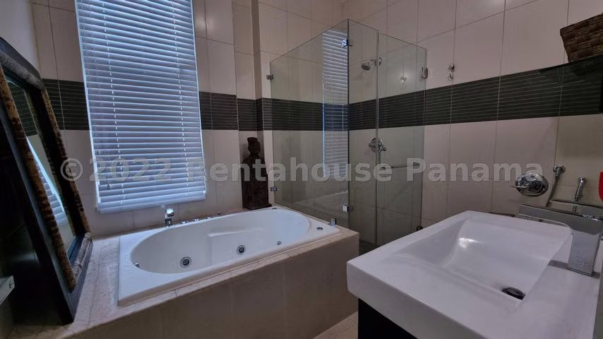 Apartamento en Venta en  Pacific Village Punta Pacifica  CIG272216