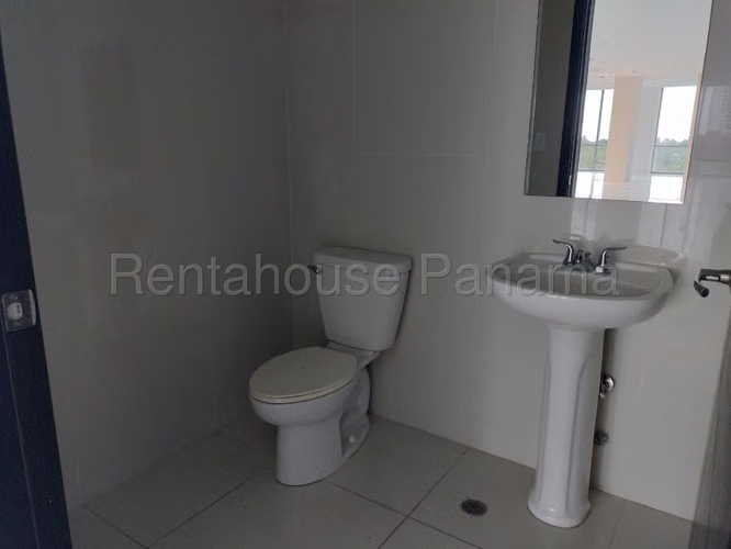 Alquiler de Local Comercial en Costa del Este, Boulevard del Este (Solo Cliente Directo)