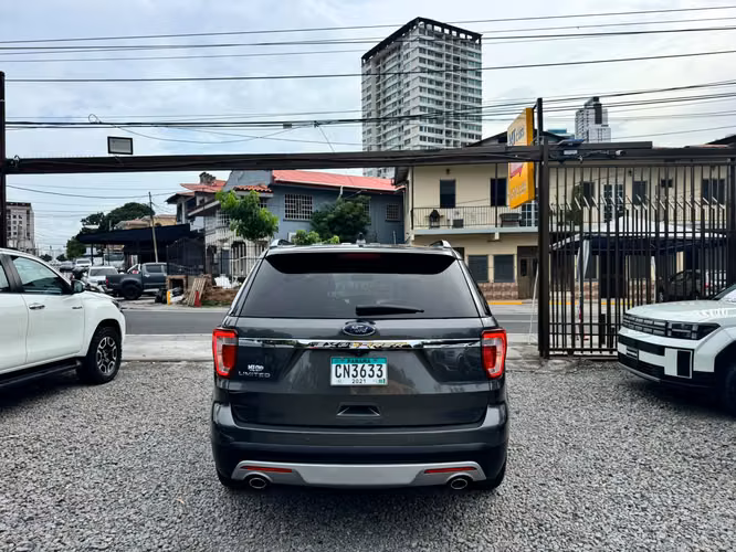 FORD EXPLORER 2017 LIMITED 7 PASAJEROS - Imagen 6
