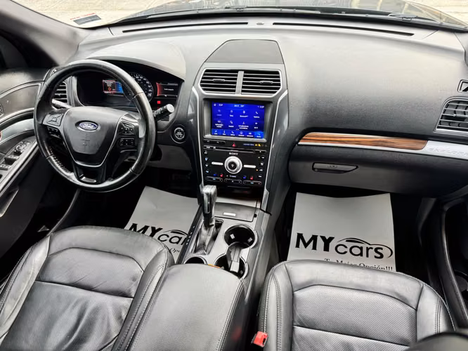 FORD EXPLORER 2017 LIMITED 7 PASAJEROS - Imagen 9