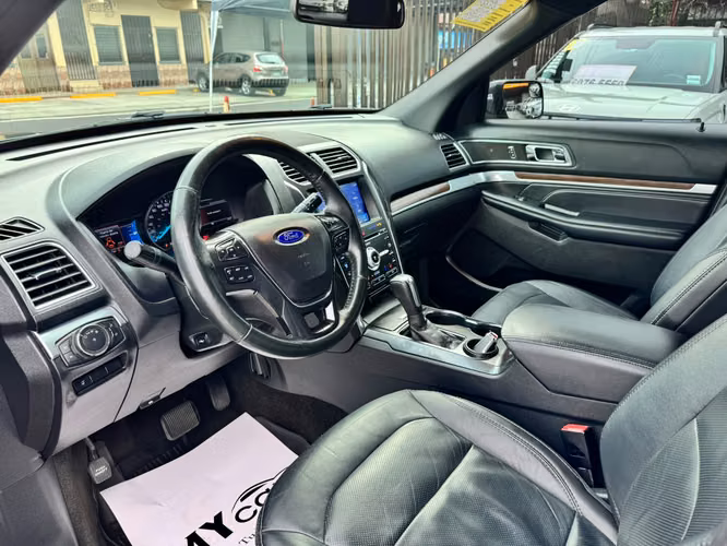 FORD EXPLORER 2017 LIMITED 7 PASAJEROS - Imagen 11