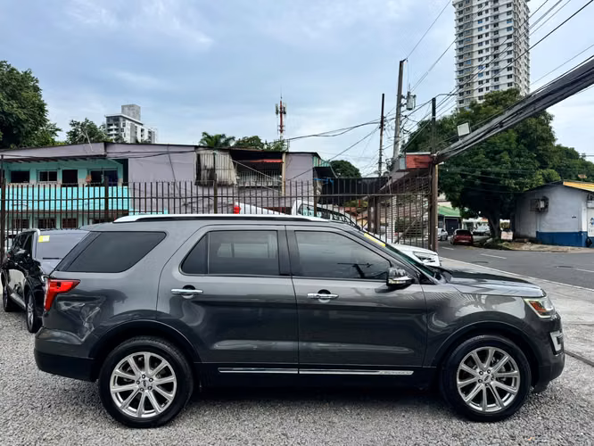FORD EXPLORER 2017 LIMITED 7 PASAJEROS - Imagen 5
