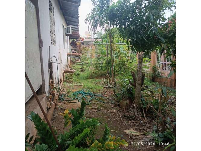 SE VENDE CASA EN CHORRERA  270 M2 CON TERRAZA Y ZONAS VERDES