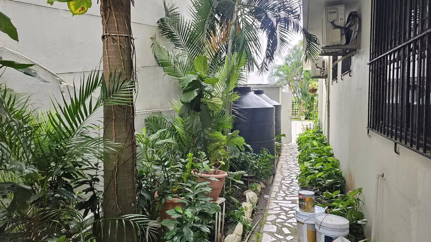 Alquiler apartamento amoblado - Imagen 11
