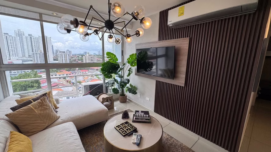 Apartamento en Alquiler en Vía España. PH CITY TOWERS. 27LDC2232