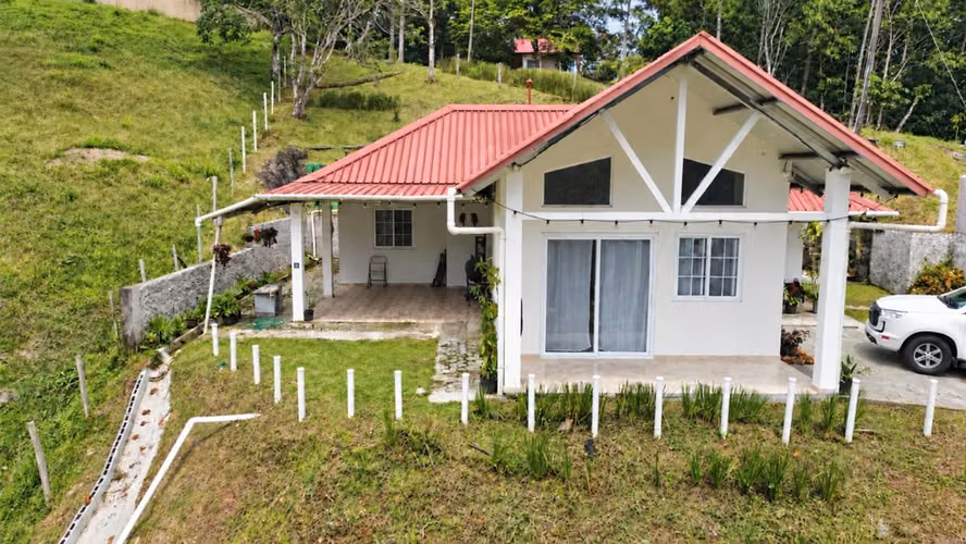 Se vende Casa en Altos de Cerro Azul