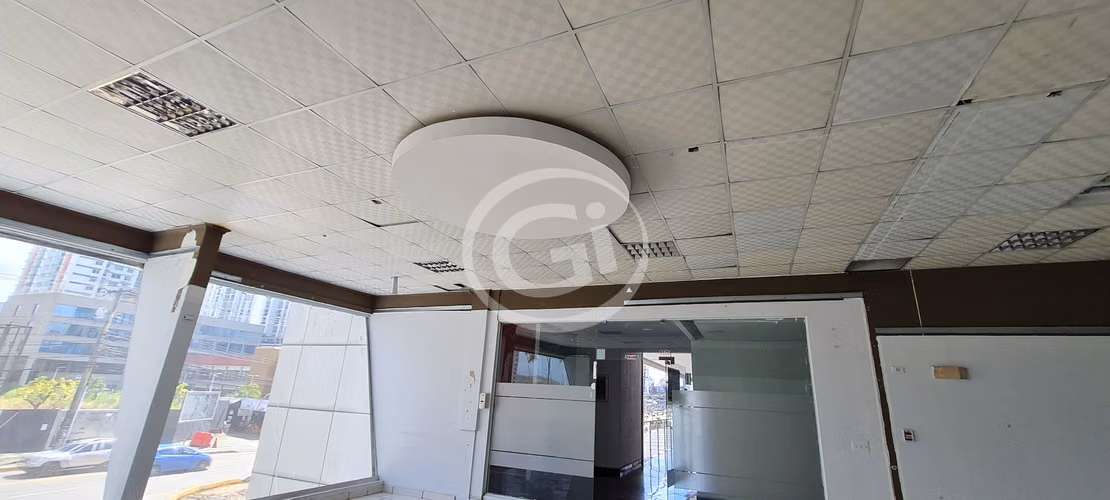 Venta Local Altos de Panamá Condado del Rey Rebajado