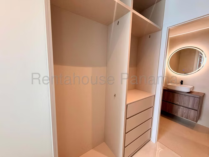 Apartamento en Alquiler en Punta Pacífica 27AECC2231