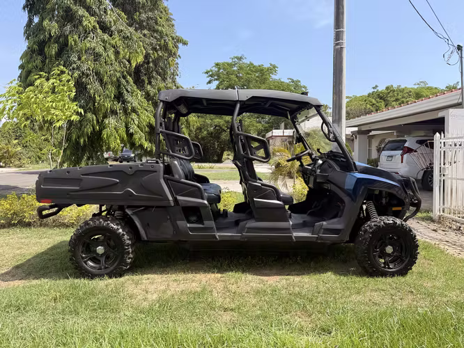 En venta Artic Cat 5 pasajeros-700cc, 4x4