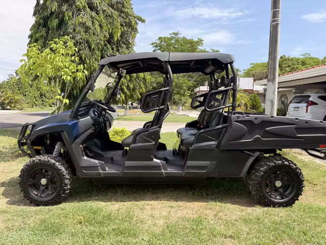 En venta Artic Cat 5 pasajeros-700cc, 4x4