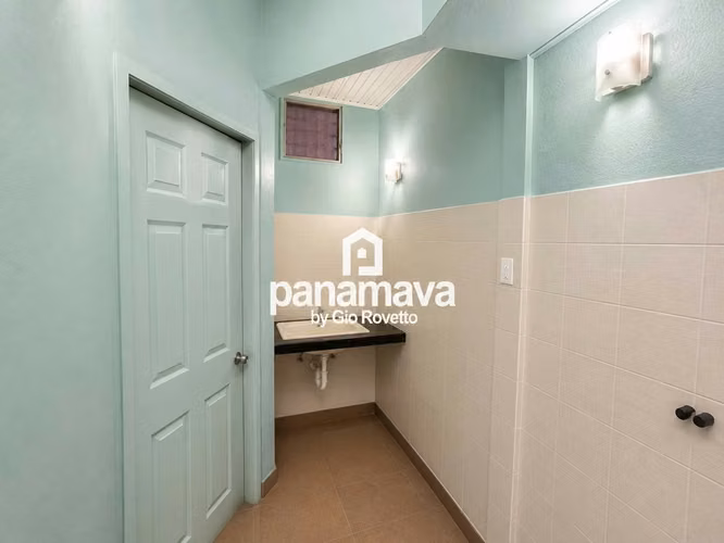 Alquiler Local Comercial en Vía Porras - Imagen 8