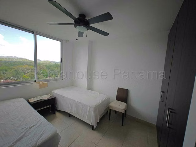 Apartamento amoblado en venta Clayton 25MAM9141.