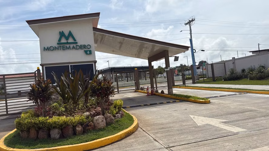 Casa super hermosa nueva 