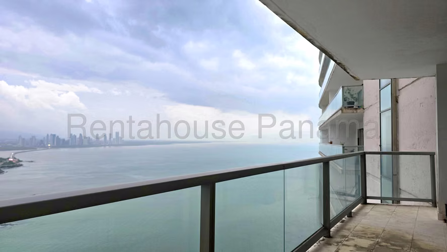 Apartamento en Venta en Punta Pacífica 27EPP2235