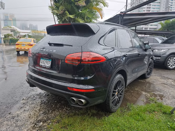 Porsche Cayenne S - Imagen 2