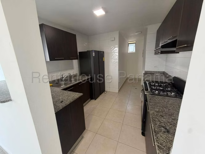 Alquiler Apartamento PH Belview Tower | 2 Recámaras 2 Parking