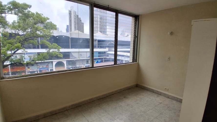 Edificio Campo Alegre. 60mts 3r 1b VACIO $600.00