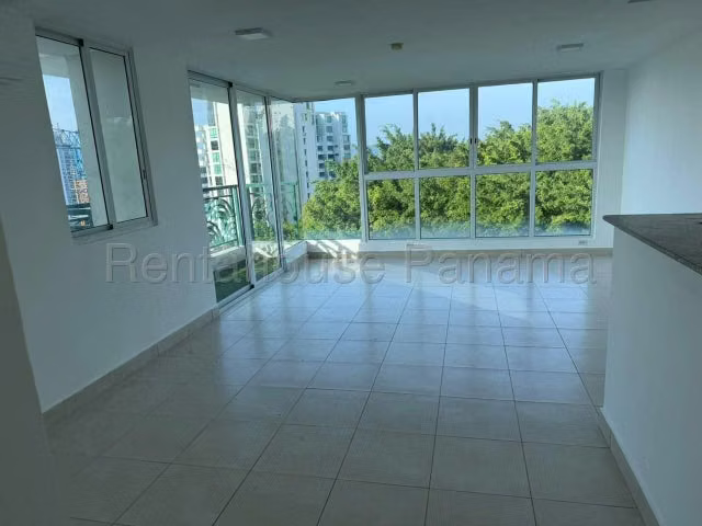 J2227GRR Alquiler de Apartamento en Edison Park 
