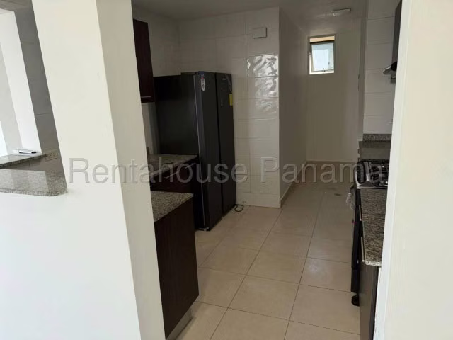 J2227GRR Alquiler de Apartamento en Edison Park  - Imagen 2
