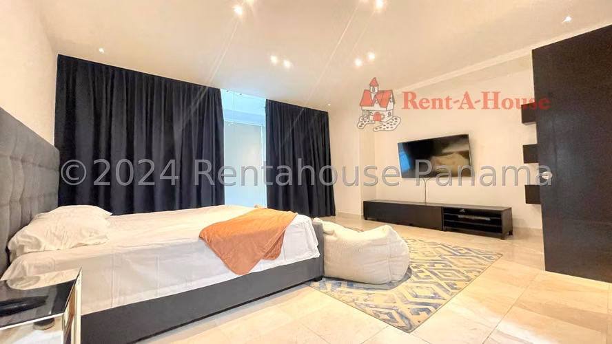 Venta Loft Amoblado Frente al Mar con Terraza | 167 m2 | Pacific Village Punta Pacifica - ALYC 24-8493