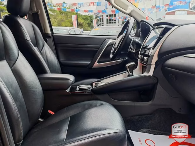 Mitsubishi Montero Sport 2023 Automática BT5939 - Imagen 10