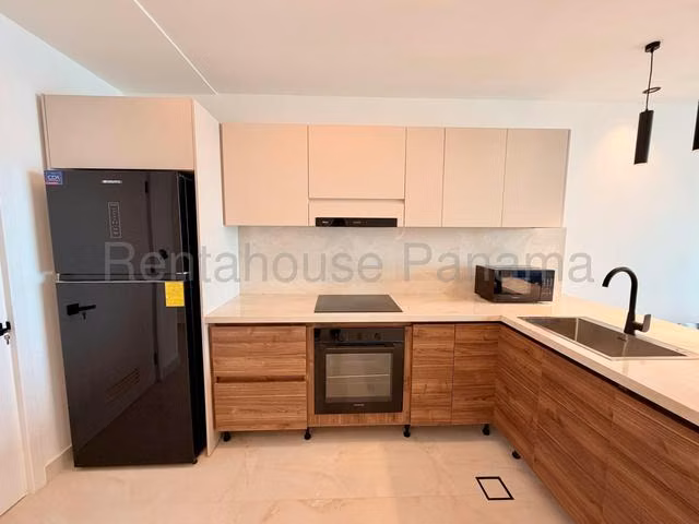 Alquiler de Apartamento en Punta Pacifica 27LBR2231
