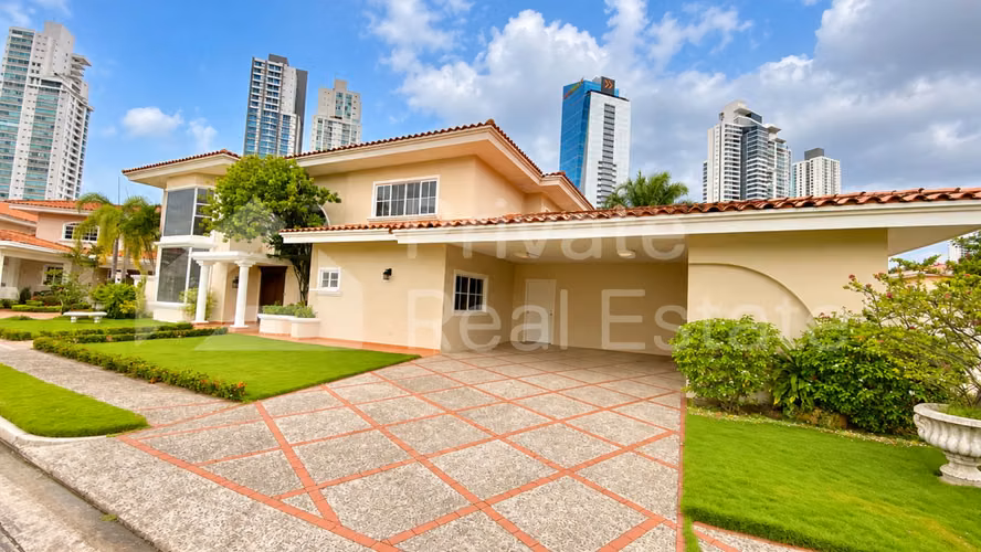 Se Alquila casa en Costa Serena en Costa del Este