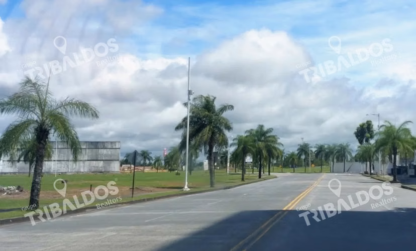 Venta de Terreno en Santa Maria Business District