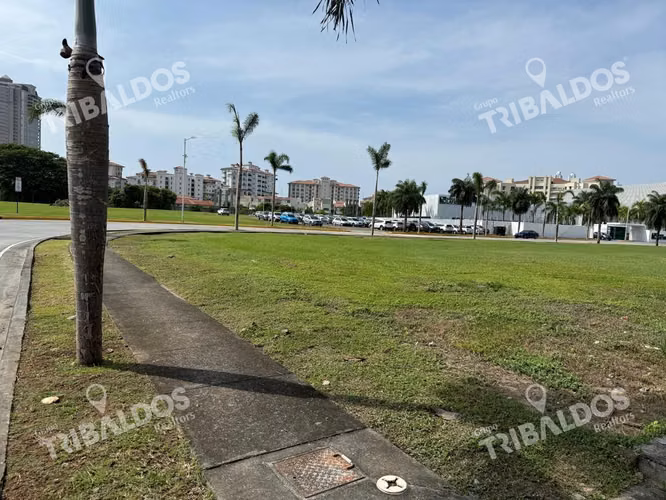 Venta de Terreno en Santa Maria Business District