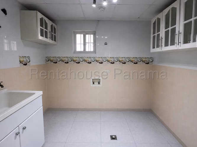 Venta de casa en Praderas del Rocío Villa Zaita   AK