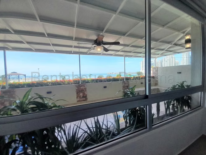 Alquiler de Apartamento Amoblado en San Francisco Ph TERRASOL EC