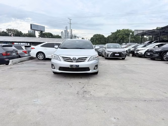 Toyota Corolla 2013