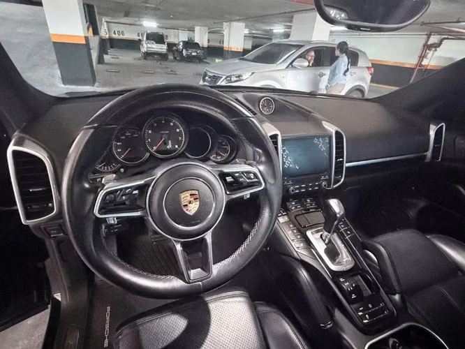 Porsche Cayenne Platinun 2018 EXCELENTE CONDICIONES  - Imagen 6